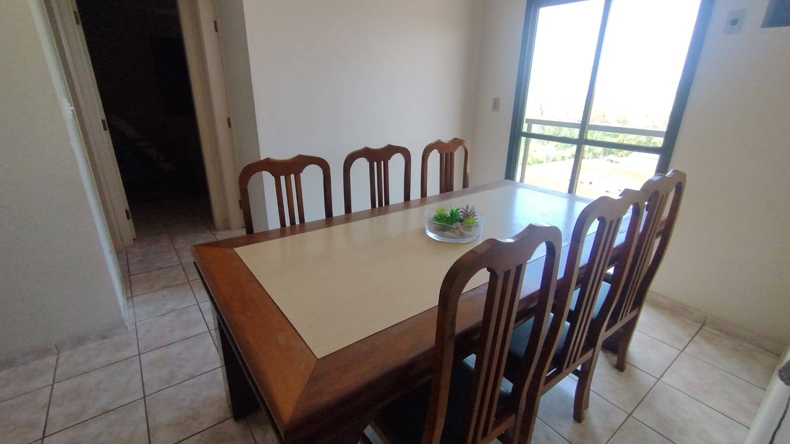 Apartamento, 3 quartos, 140 m² - Foto 1
