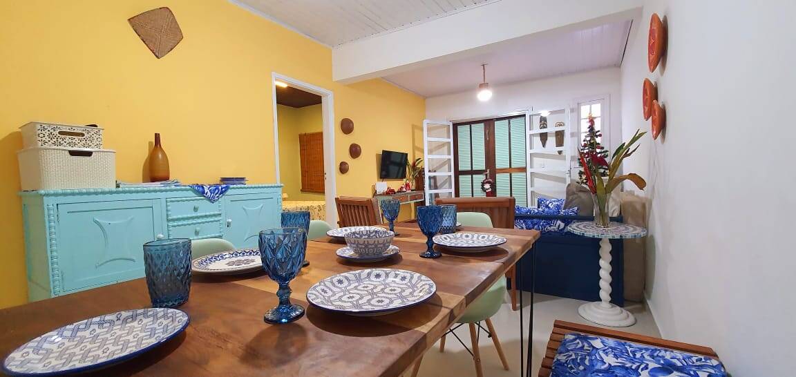Casa, 3 quartos, 242 m² - Foto 1