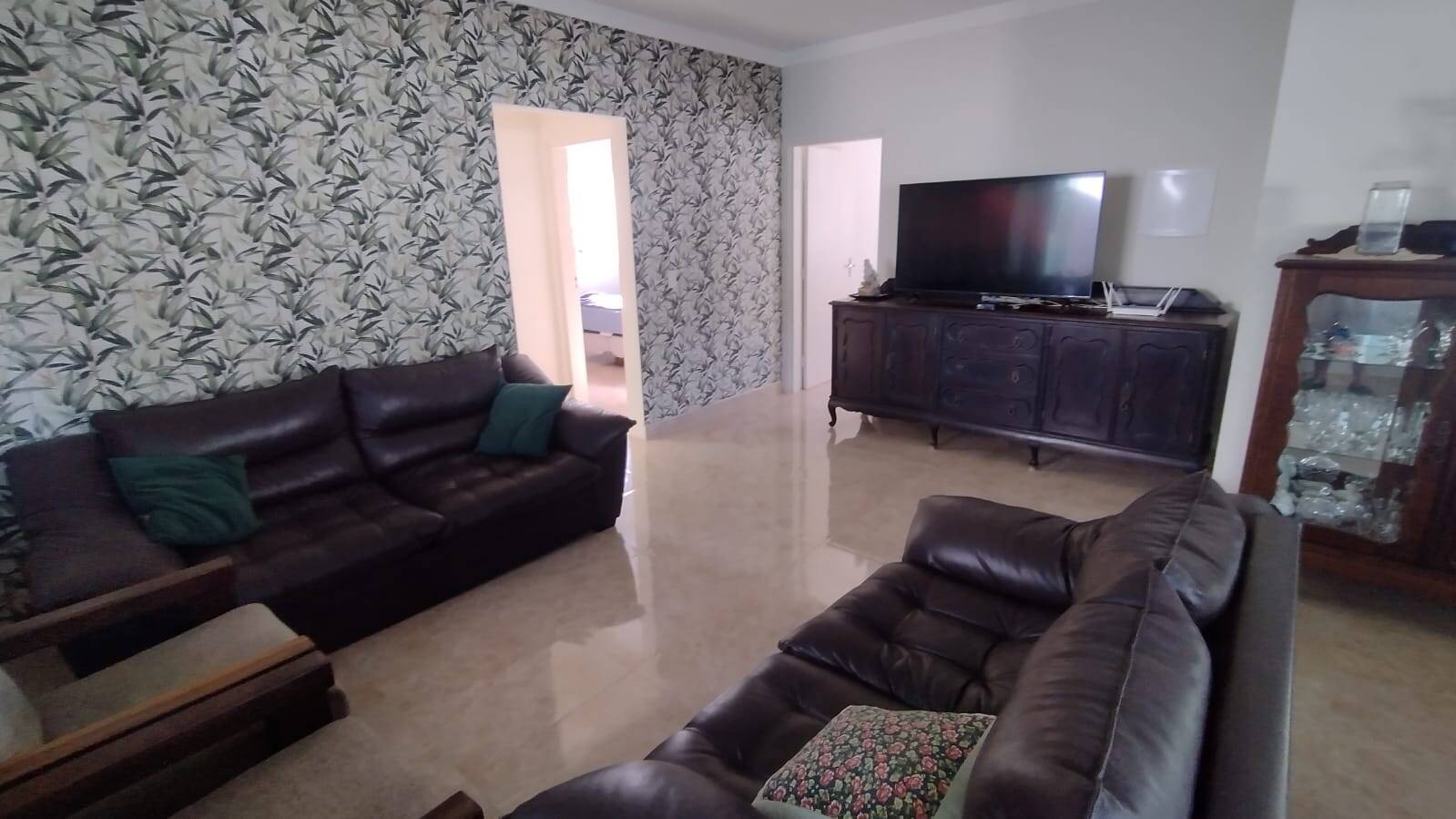 Casa, 3 quartos, 314 m² - Foto 2