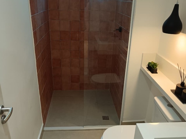 Apartamento para Venda em Caraguatatuba - 5