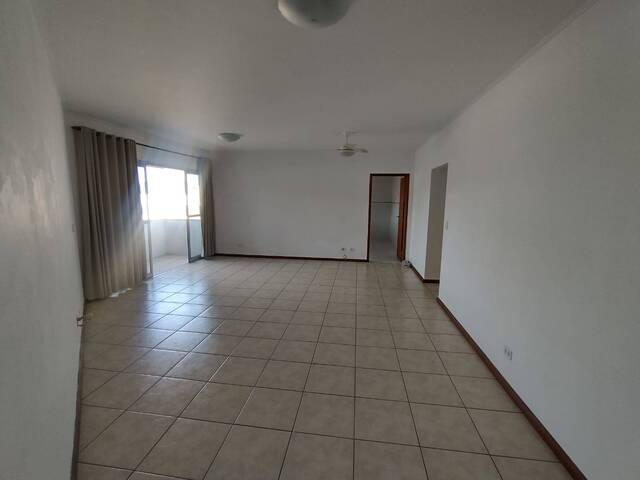 Apartamento para Venda em Caraguatatuba - 2